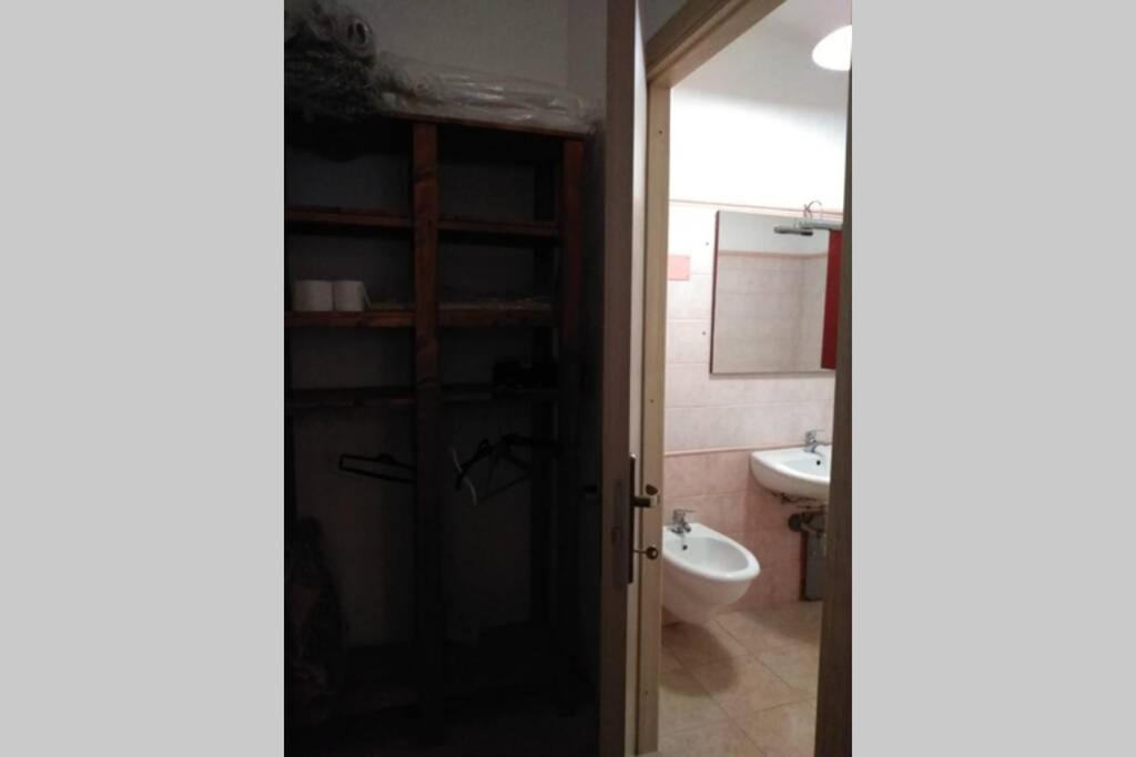 Casa Vacanza Ligustro Appartamento Il Toro SantʼAntìoco エクステリア 写真