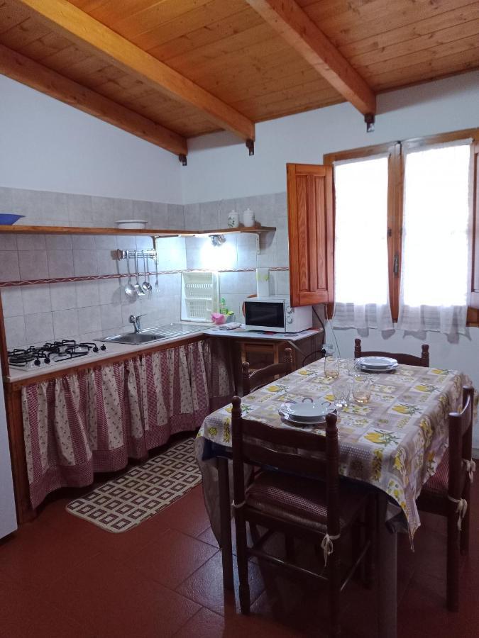 Casa Vacanza Ligustro Appartamento Il Toro SantʼAntìoco エクステリア 写真